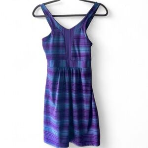 TEHAMA YOGA FIT AND FLARE SLEEVELESS PURPLE STRIPED KNIT SPORTY DRESS SIZE SMALL